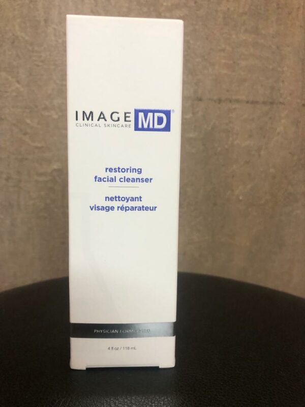 MD Restoring Facial Cleanser Image Cleanser - immagine 2